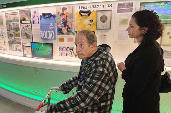 moshe-ran-large_2_eb13146270.jpg